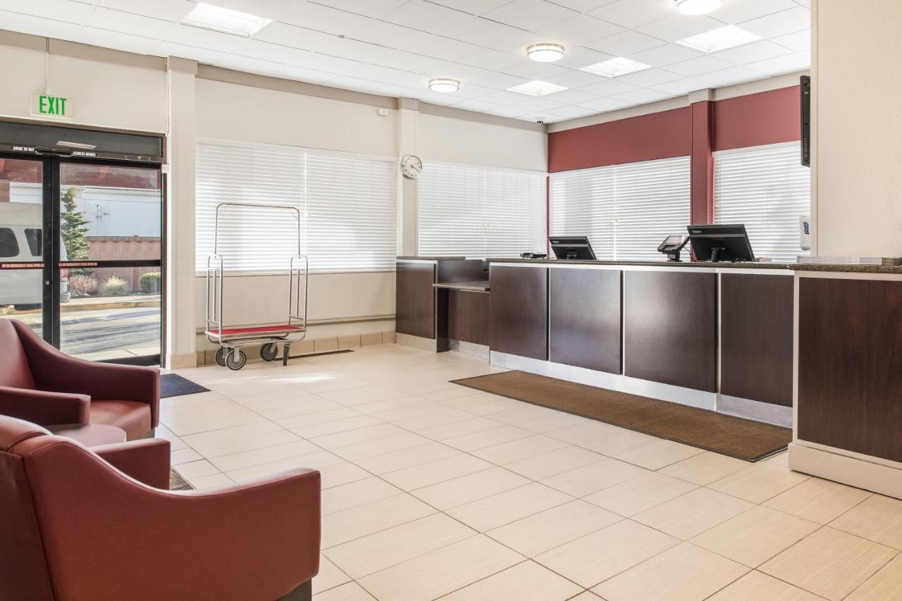 Red Roof Inn Seattle Airport - Ситак Экстерьер фото