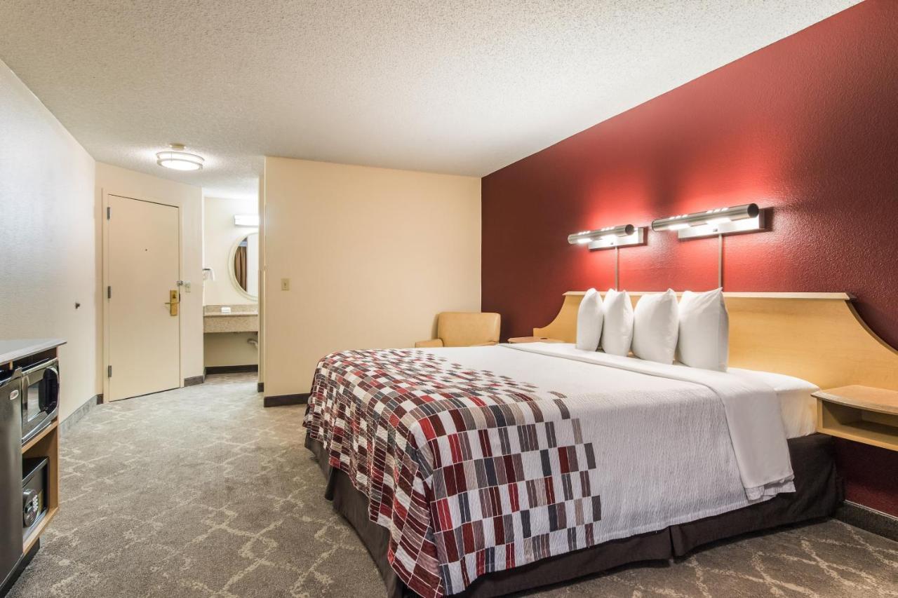 Red Roof Inn Seattle Airport - Ситак Экстерьер фото