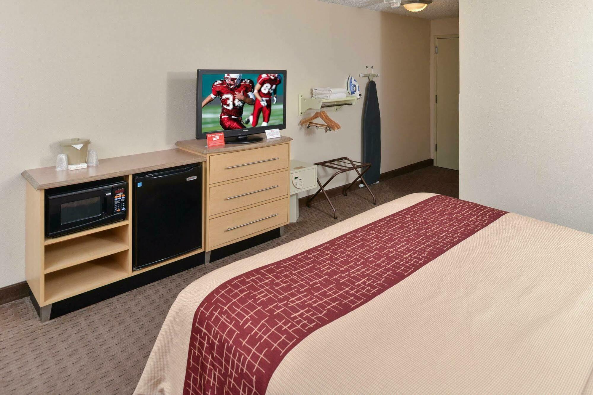 Red Roof Inn Seattle Airport - Ситак Экстерьер фото